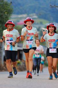 BIB: 8024, 8165, 8131
                            <button type="button" onclick="openModal(18887385)" class="btn btn-primary btn-sm float-right btn-popup" data-toggle="modal" data-target=".modal-high-quality">
                        <i class="fas fa-shopping-cart"></i> Add to Cart
                    </button>
                                            <button type="button" onclick="isThisMe(18887385, true)" class="btn btn-success btn-sm float-right btn-popup btn-isme hidden" data-toggle="tooltip" data-placement="bottom" title="นี่คือรูปของคุณใช่ไหม คลิกที่นี่เพื่อเอาเข้าอัลบั้ม">
                        <i class="fas fa-plus"></i> Add to album
                    </button>
                    <button type="button" onclick="isThisMe(18887385, false)" class="btn btn-warning btn-sm float-right btn-popup btn-isnotme hidden">
                        <i class="fas fa-ban"></i> Remove from album
                    </button>